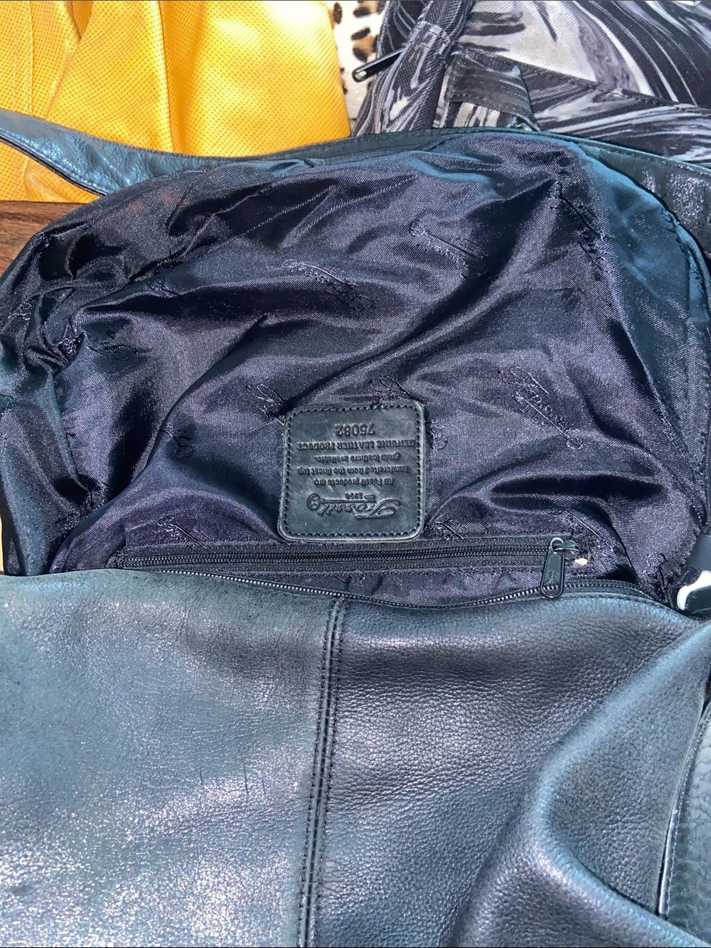 VTG BLACK LEATHER FOSSIL PURSE Minimalist Shoulder Bag - Picture 10 of 13